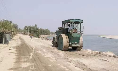 Dhubri: Residents of Binnachara alleged poor quality work in embankment projects