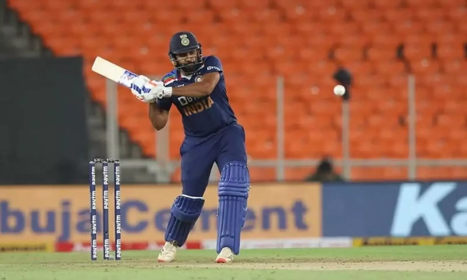 2nd ODI: Rohit back in playing eleven as Australia win toss, elect to bowl first against India