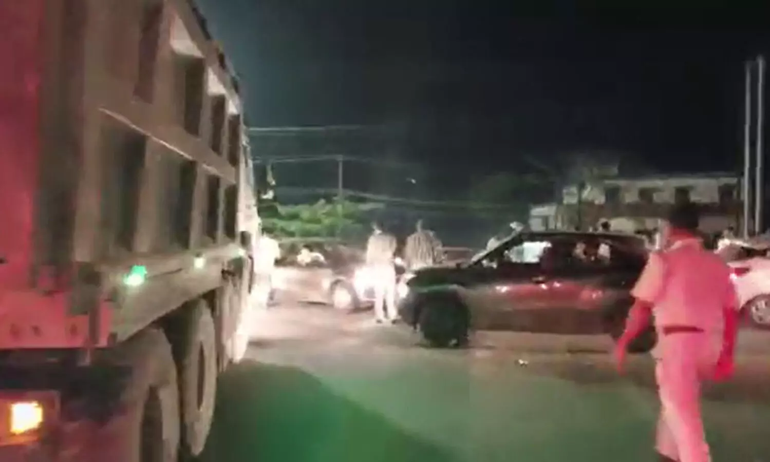 Assam: Locals foil elephant smuggling attempt in Pathsala