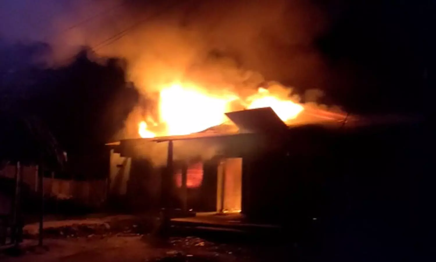 Baihata Chariali:  Massive fire breaks out in Bezera