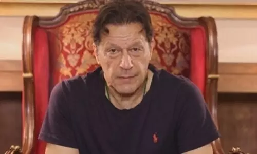 Imran blames Pakistan Army chief for arrest