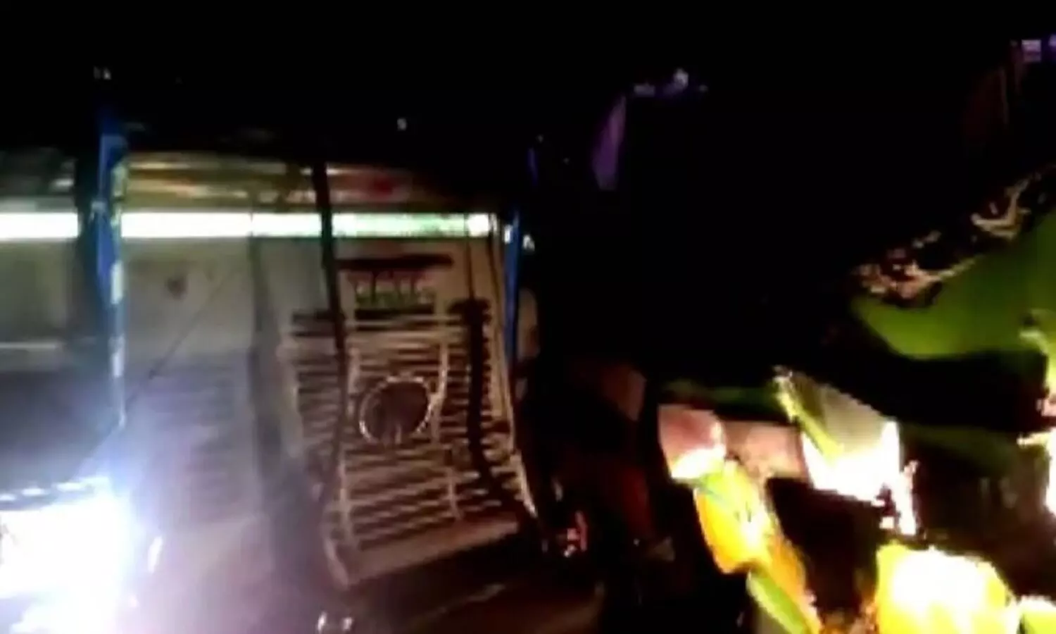 UP: Child killed, 28 injured in bus-truck collision in Noida