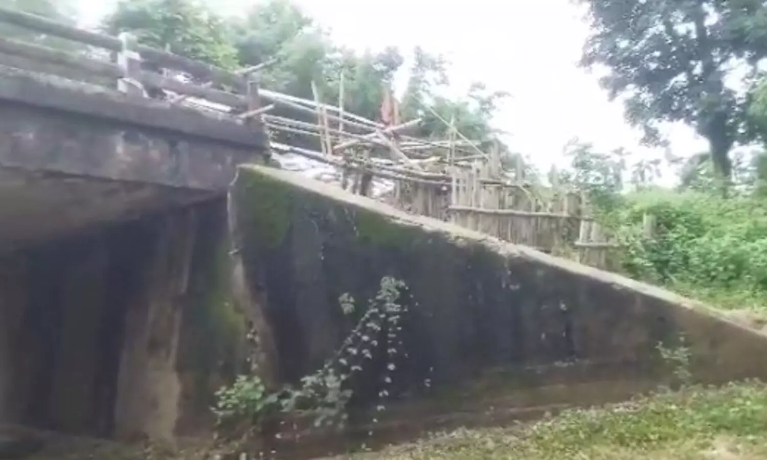 Dilapidation of historic bridge at Bokakhat may halt traffic movement in NH 37