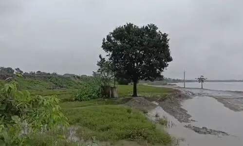 Flood situation in Assam remains grave, over 4.88 lakh people affected