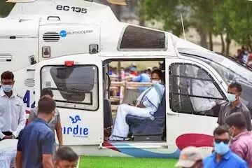Mamata Banerjees chopper makes emergency landing due to bad weather Mamata Banerjees chopper makes emergency landing due to bad weather
