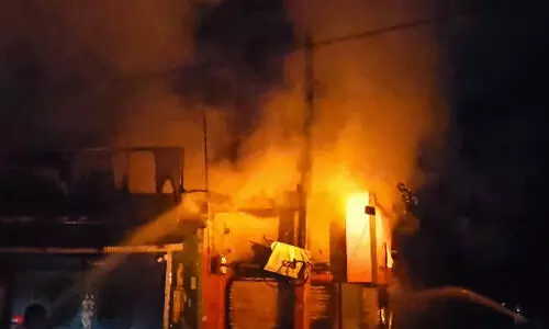 Guwahati: Fire breaks out in Maligaon, five shops gutted