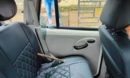 Daylight robbery in Guwahati: Miscreants break glass of parked vehicle; loot money