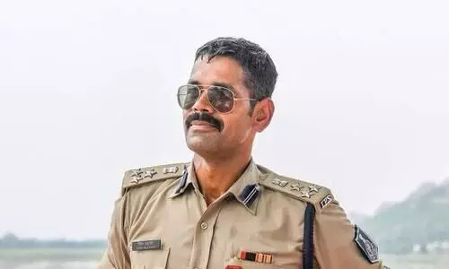 Snatcher takes off with cop’s mobile in Guwahati