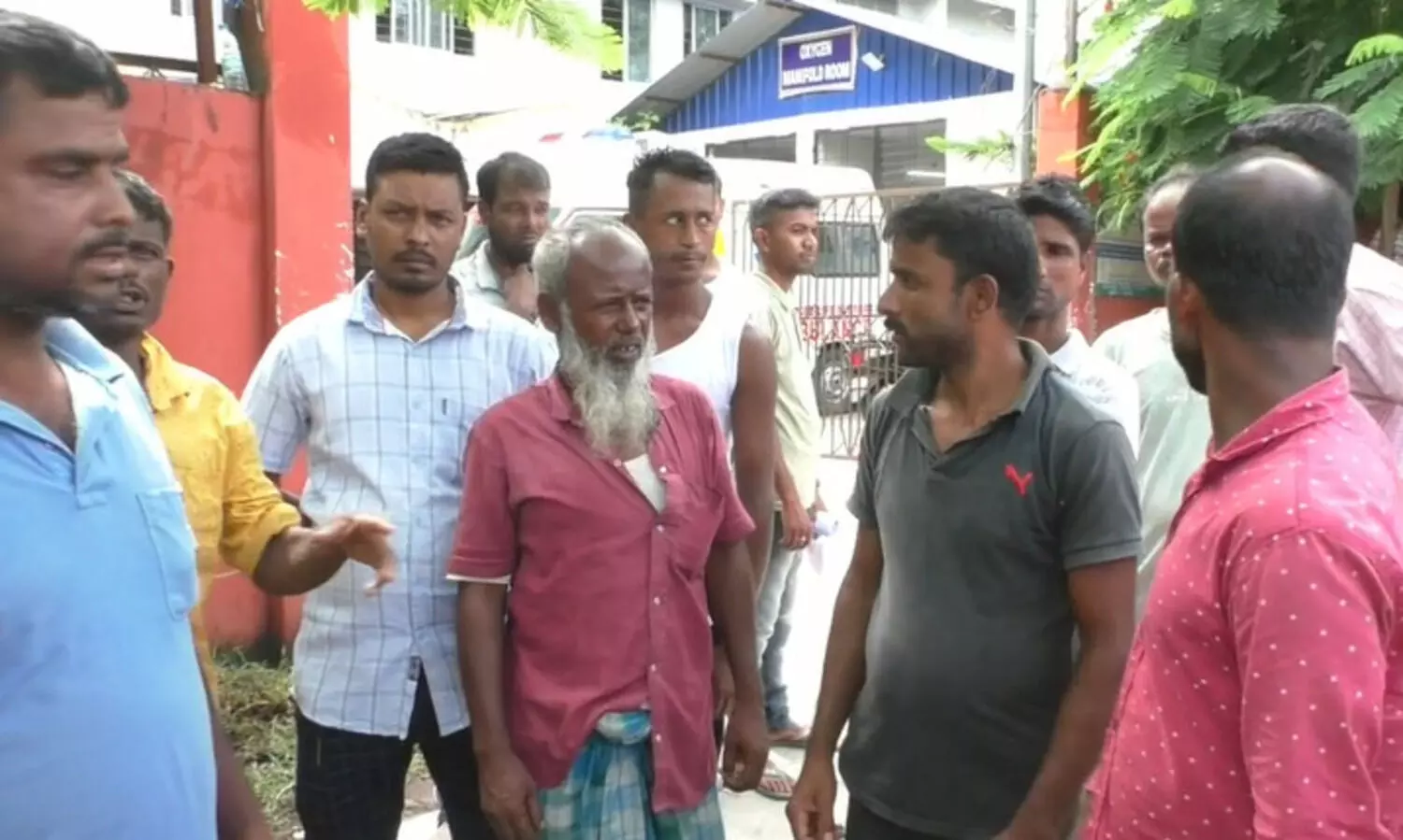 8 including pregnant lady injured in clash over land dispute in Darrang