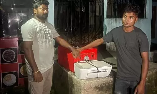 Assam: Fake currency module busted in Guwahati, 2 held