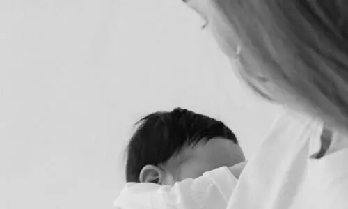 Unwanted gaze to lack of space: Challenges of breastfeeding in public