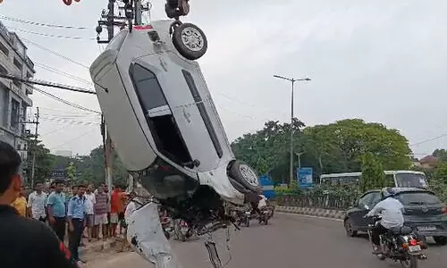 Major road accident in Guwahati, car falls in drain