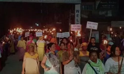 Manipur: Torch rally in Imphal demanding special assembly session