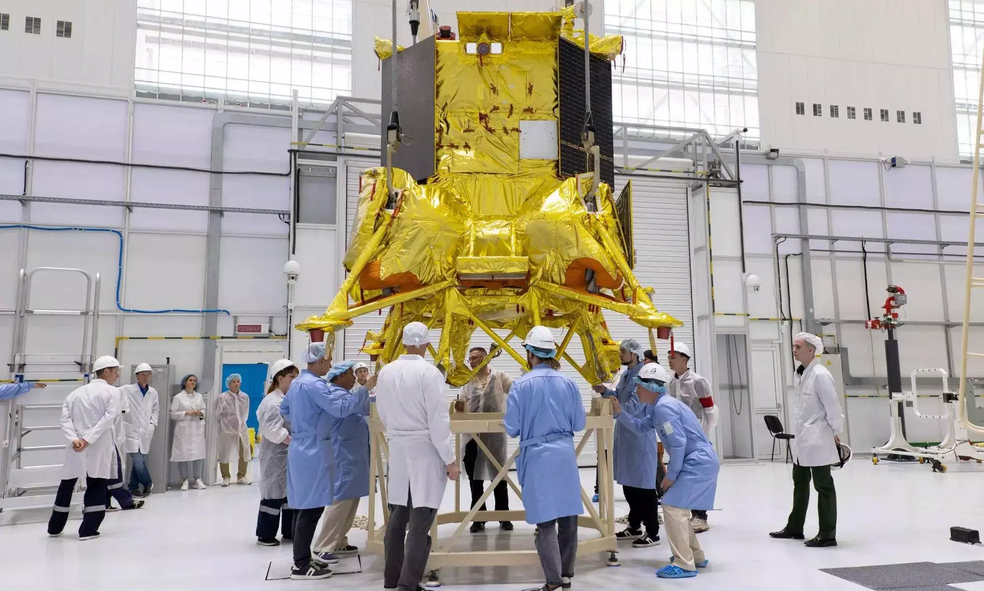 Russian space agency says its Luna-25 spacecraft has crashed into the moon