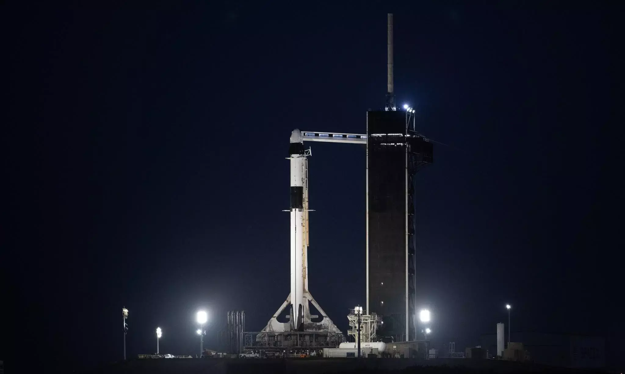 New crew for the space station launches with 4 astronauts from 4 countries