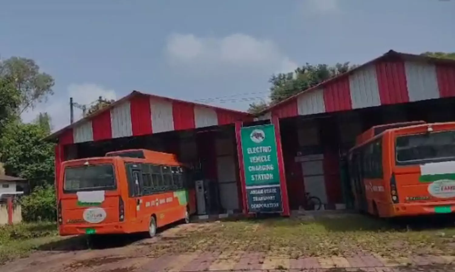 NE Indias 2nd electric bus charging station at Biswanath gathers dust