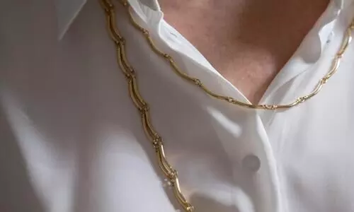 Bike-borne miscreant snatches gold chain from woman in Guwahati