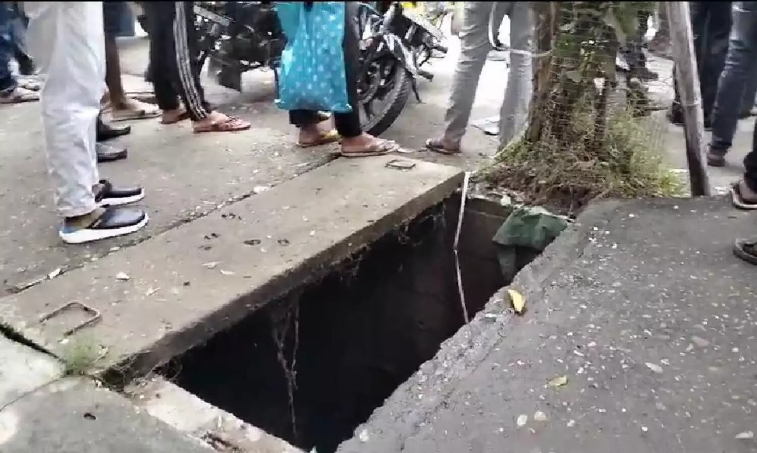 Negligence by Pathshala municipality results in mans serious injury