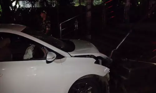 Assam: Car-bike collision injures 5 in Guwahati