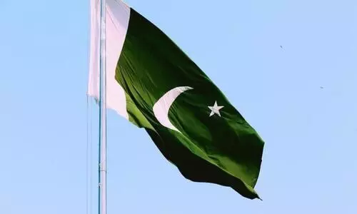 Father-son held for hoisting Pakistan flag at their house in UP