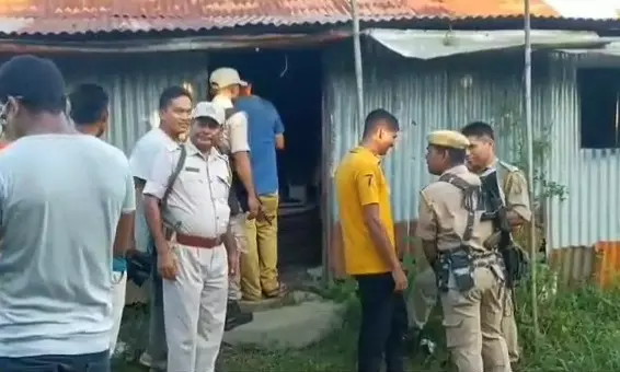 Drugs worth around Rs 4 cr seized in Assams Barpeta; 3 held Drugs worth around Rs 4 cr seized in Assams Barpeta; 3 held