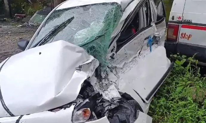 Major road accident kills 2; injures 3 in Barpeta Major road accident kills 2; injures 3 in Barpeta