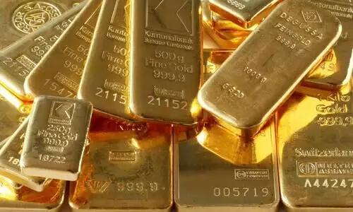 Gold prices surge by Rs 300 to reach Rs 58,350 for 10 grams