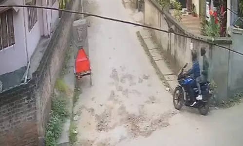 Assam: Thieves snatch gold chain from elderly woman in Guwahati