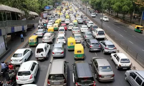 Delhi govt postpones implementation of odd-even traffic scheme