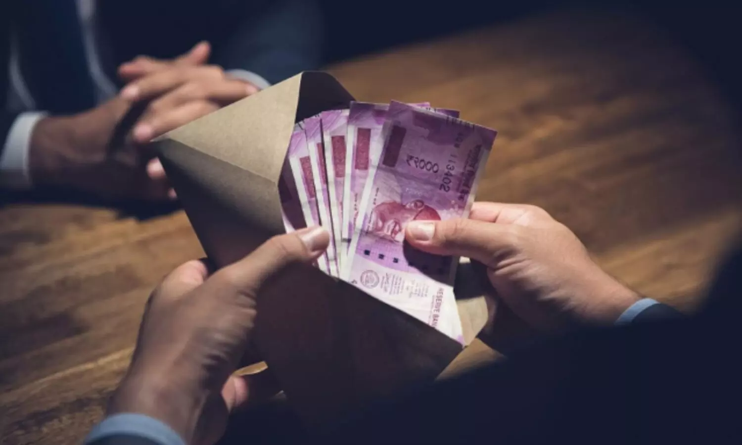Assam: Govt employee caught red-handed while accepting bribe