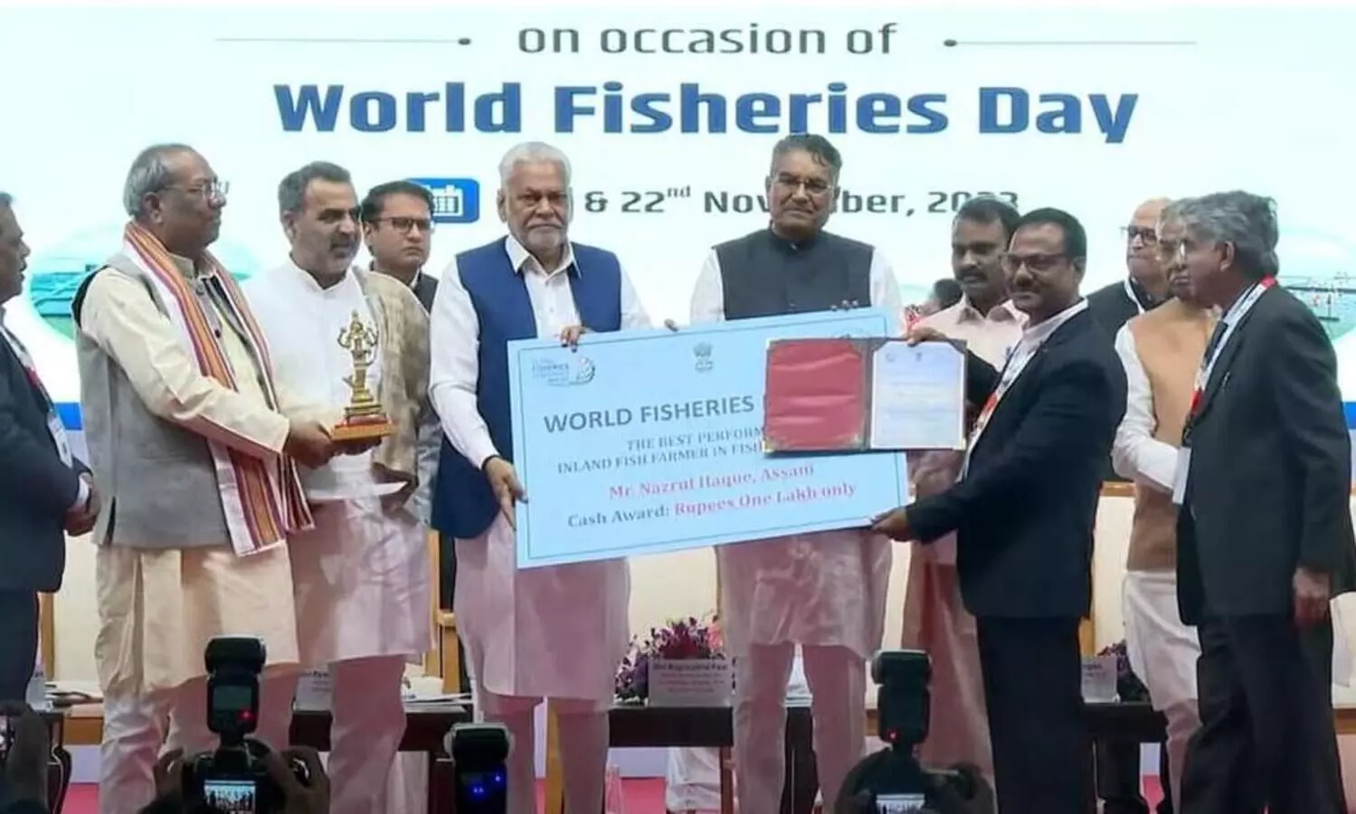 Nazrul Haque from Karimganj receives best Indian fish farmer Award