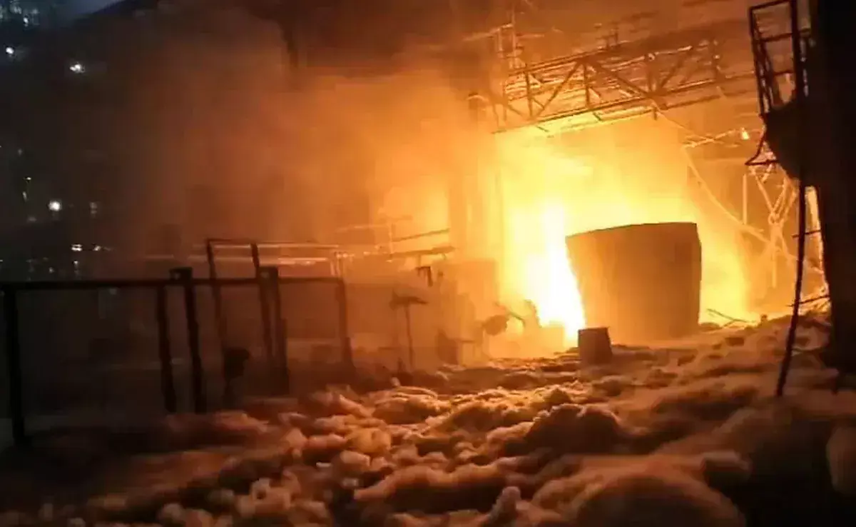 Gujarat: 7 bodies recovered from fire-hit chemical plant in Surat