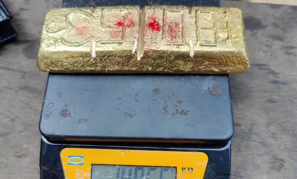 Guwahati Fake gold dealer held in Bhangagarh