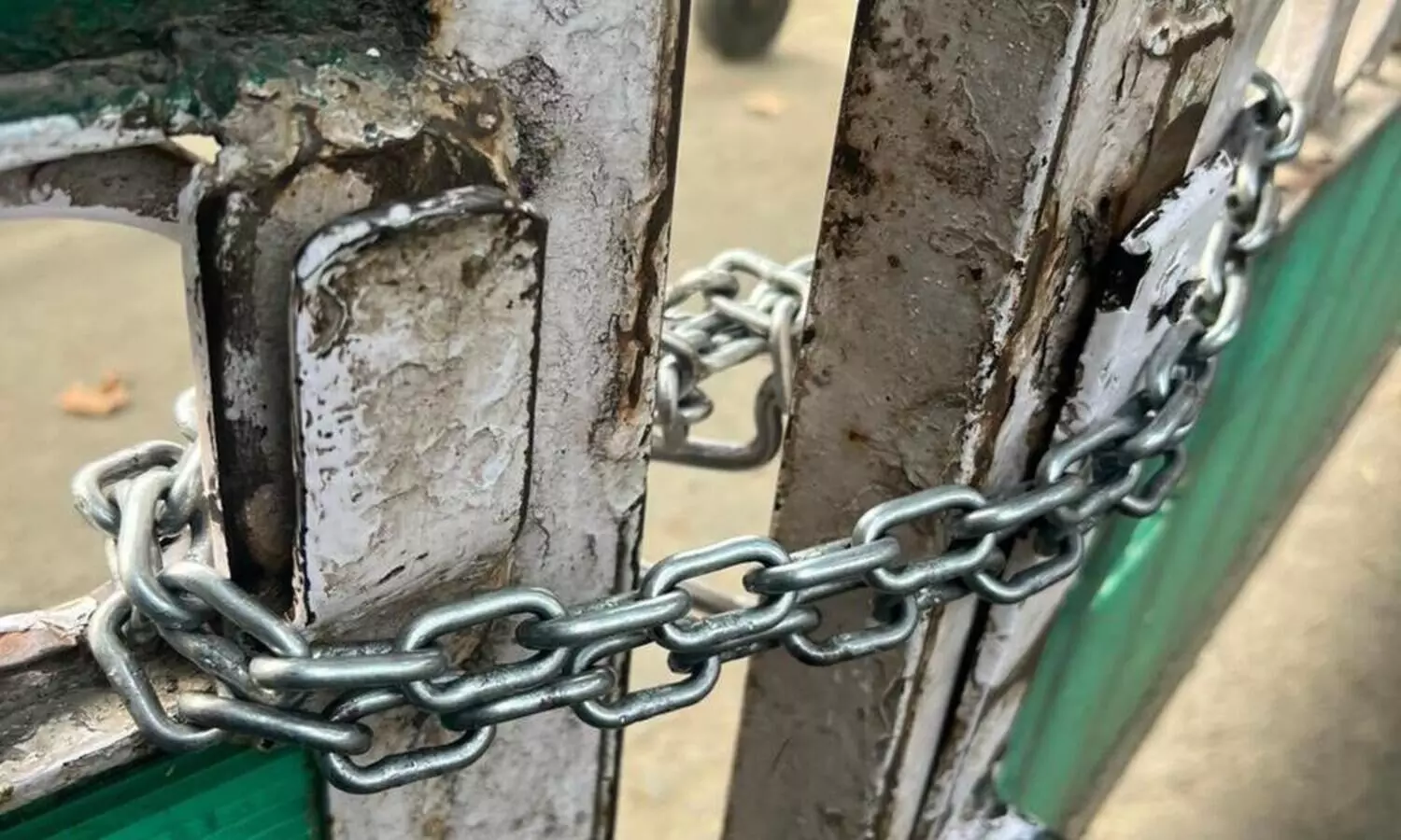 Srinagar Police refutes claims of putting anyone under house arrest