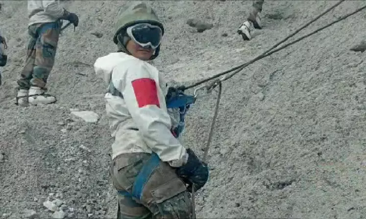 Captain Fatima Wasim becomes 1st Woman Medical Officer deployed to Siachen Glacier Captain Fatima Wasim becomes 1st Woman Medical Officer deployed to Siachen Glacier