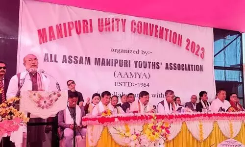 Manipur CM visits Assam, vows to unite Manipuris for development