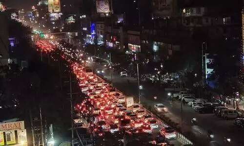 Centre calls out app-based cab aggregators over alleged smartphone-based fare differences