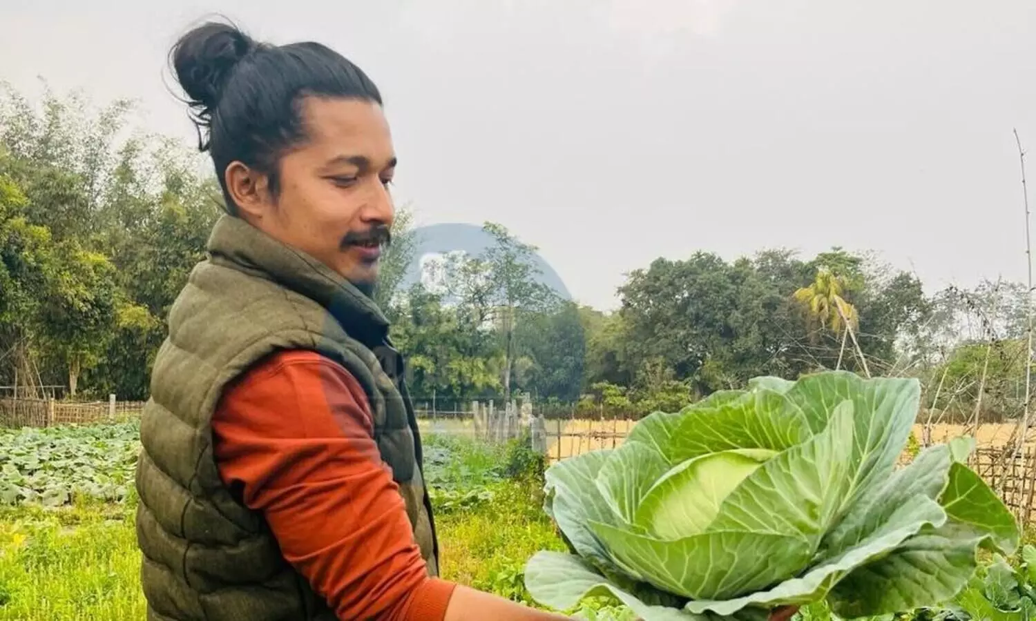 Bajali youth promotes organic farming with free vegetable distribution initiative