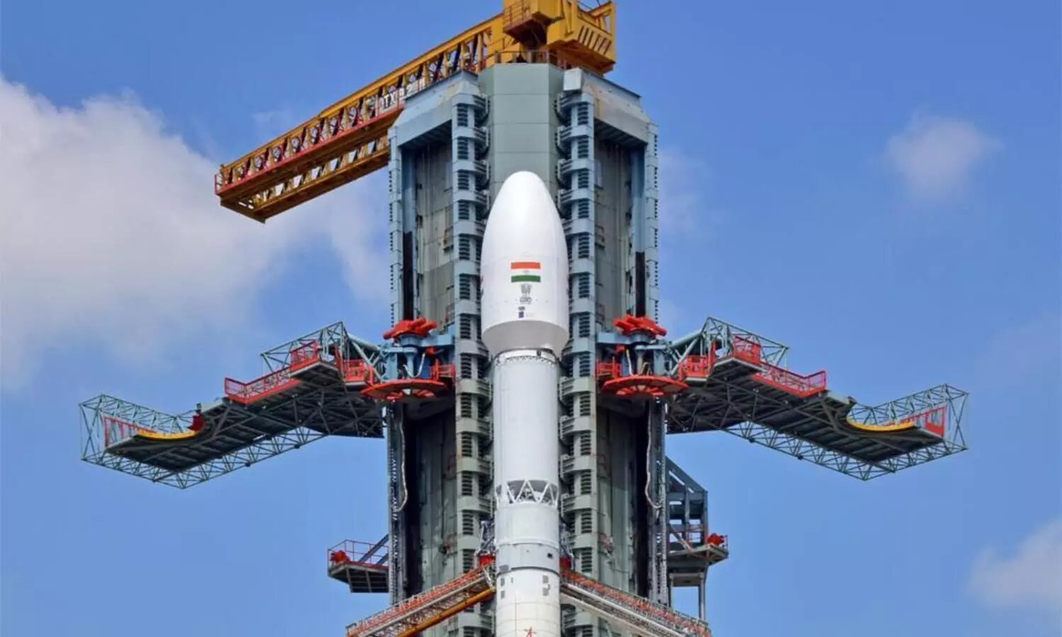 Indian rocket GSLV lifts off with weather satellite INSAT-3DS