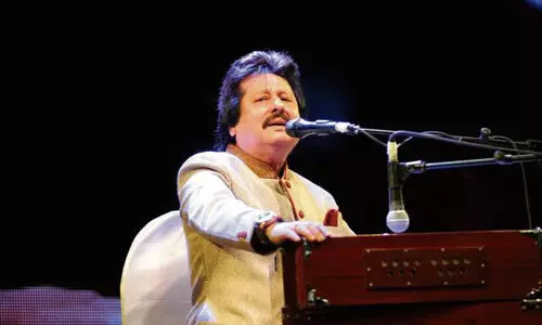 ‘Chitthi Ayi Hai’ Ghazal singer Pankaj Udhas dies at 72