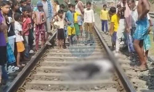 Man killed after being hit by train in Raha