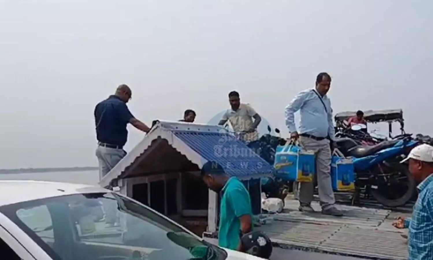 Passenger ferry develops leak mid-river in Majuli, major calamity averted