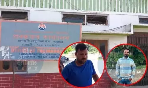 Two APDCL employees caught red handed while accepting bribe in Nagaon