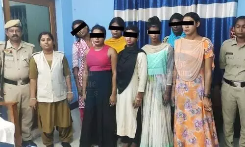 Bangladeshi nationals impersonating as transgenders arrested in Tripura