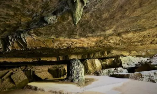 HC orders committee after Hindu Society cancels Mawjymbuin Cave pilgrimage