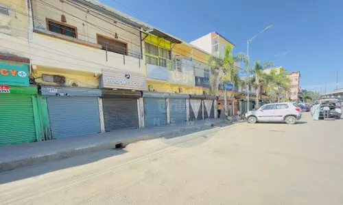 Violence erupts in several Manipur districts; 3 dead, govt shuts schools