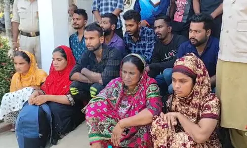 11 Bangladesh nationals & 3 touts, including 1 from Assam, arrested at Agartala Railway station