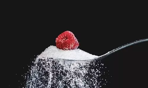 Limiting sugar consumption early can prevent chronic disease in midlife: Study