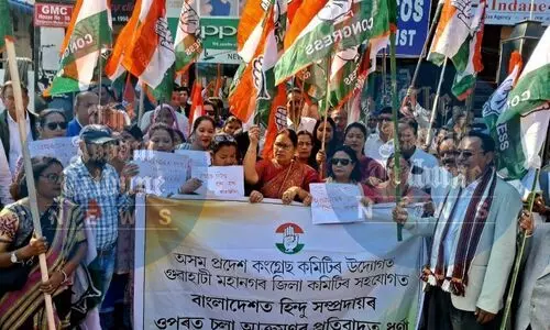 Congress leads protest against Union govt for plight of minorities in Bangladesh