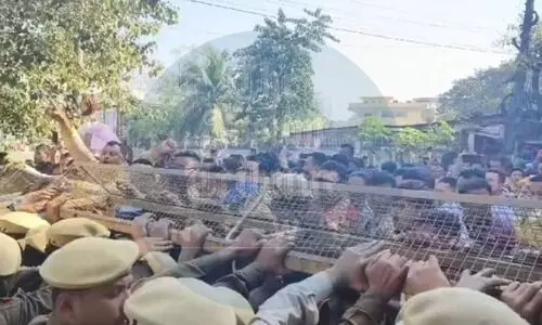 Janata Bhawan turns fortress as Tai-Ahom protest demands ST status, autonomous council